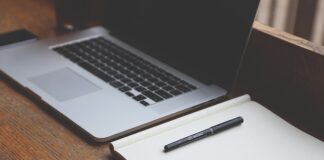 Czy na pracy zdalnej można pracować za granicą?